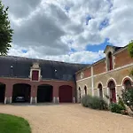 Chateau Du Maurier * La Fontaine-Saint-Martin