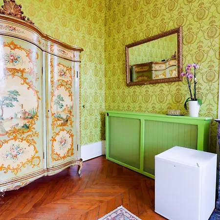 Château Du Maurier * La Fontaine-Saint-Martin