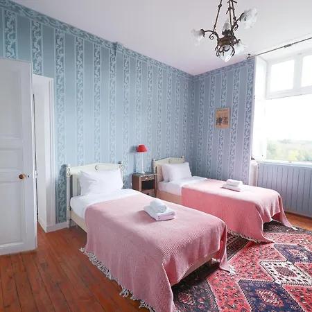 Hébergement de vacances Château Du Maurier *