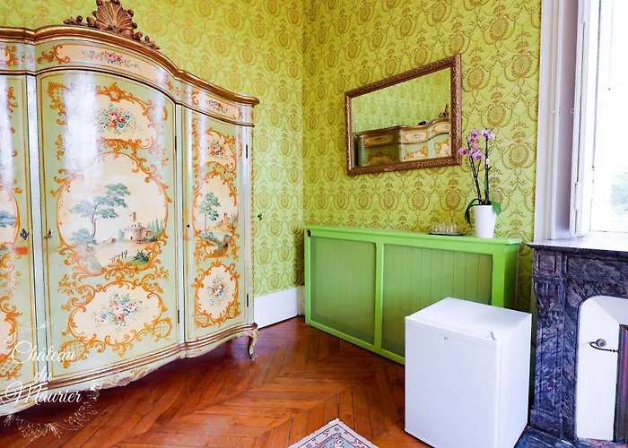 Chateau Du Maurier * La Fontaine-Saint-Martin