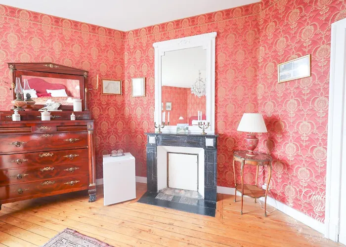 Chateau Du Maurier * La Fontaine-Saint-Martin