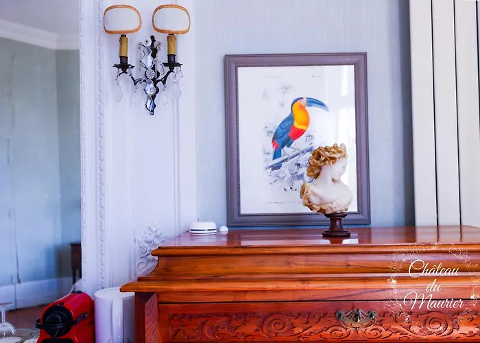 Chateau Du Maurier *